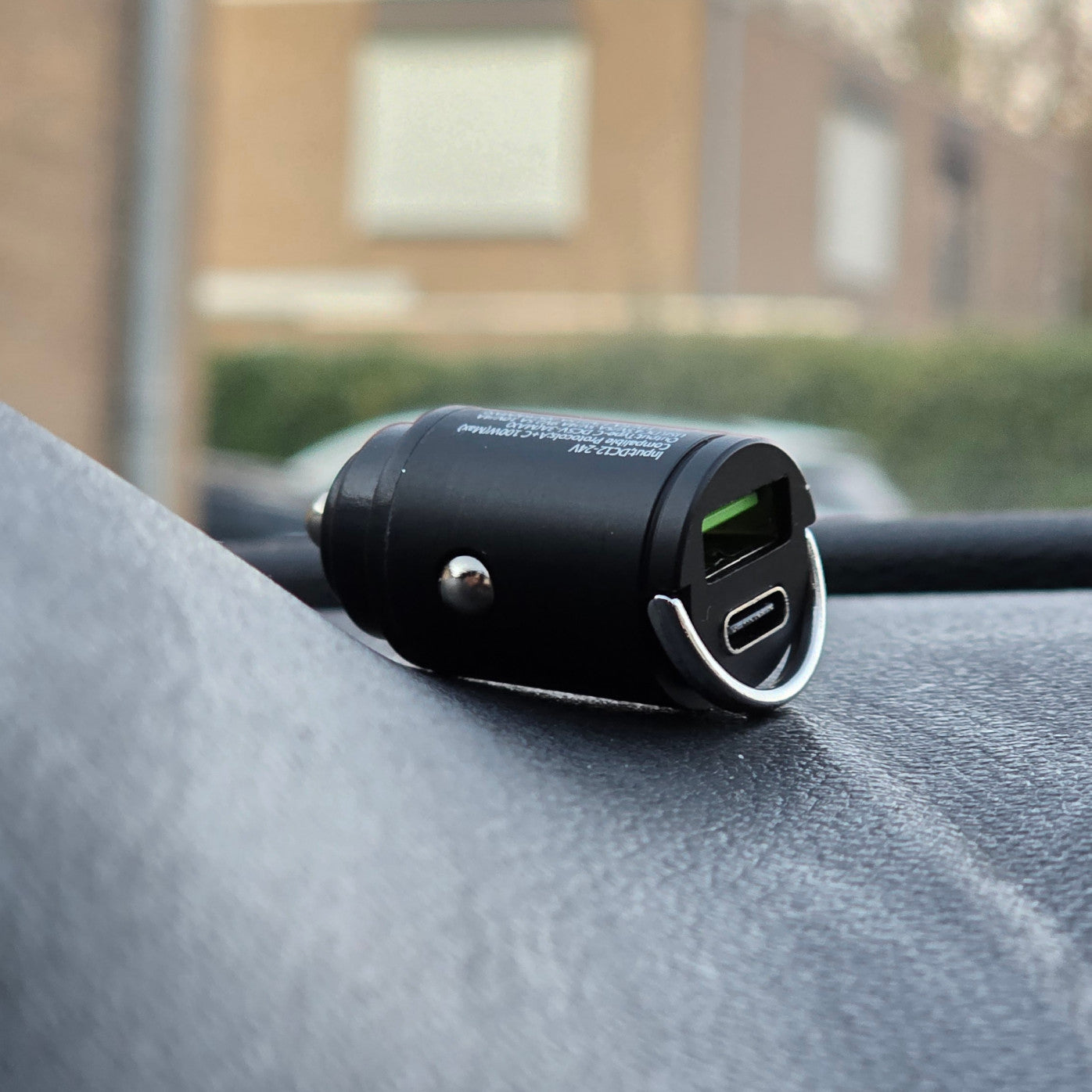 Mini Auto Schnellladegerät 